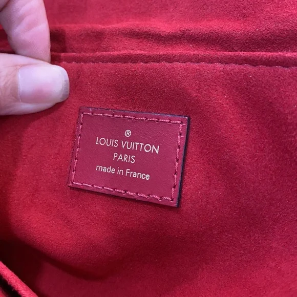 Louis Vuitton Beaubourg Damier Ebene - Picture 11 of 12